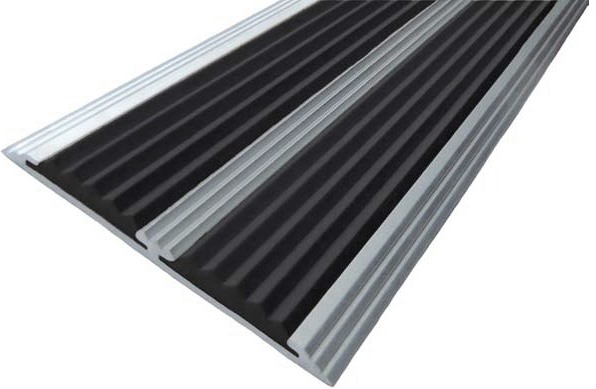 Планка алюминиевая с 2-мя вставками ,70*5мм, 1м, черная